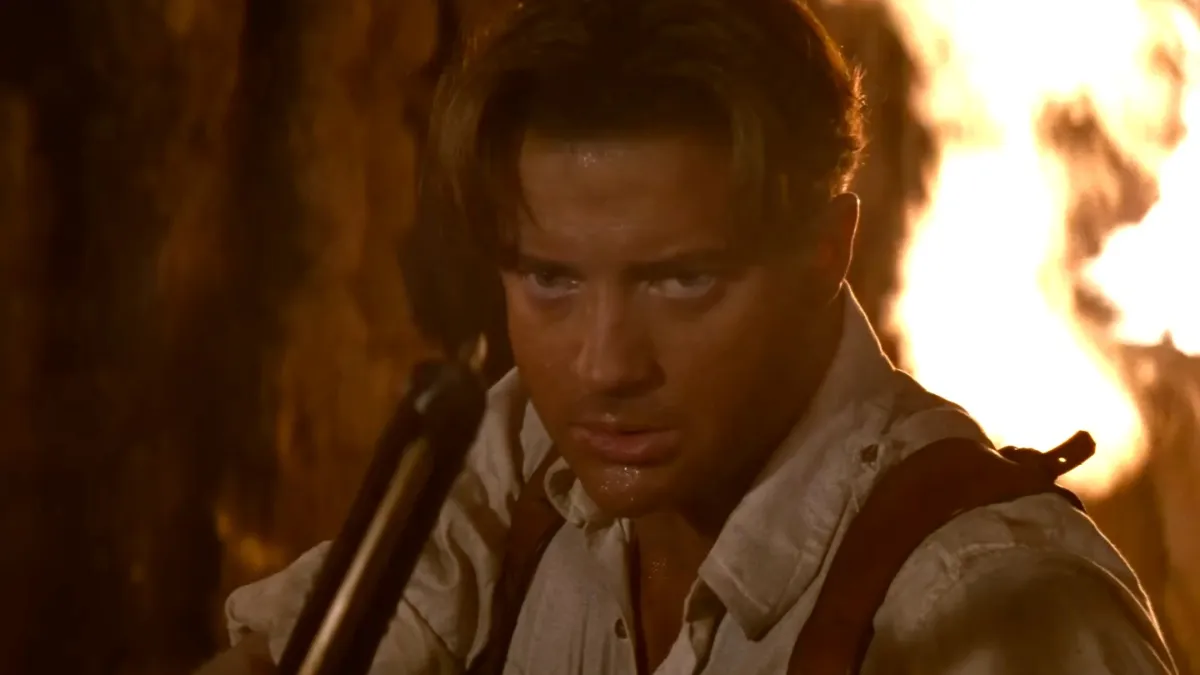 Brendan Fraser como Rick O’Connell em cena de um dos filmes anteriores da franquia A Múmia