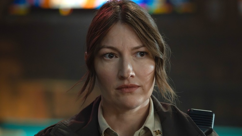 Kerry Kane, interpretada por Kelly Macdonald, em cena de Lanternas